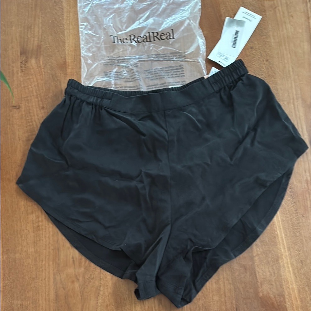 LUNYA SILK PAJAMA SHORTS